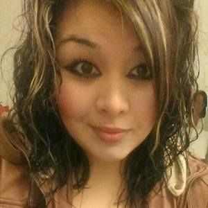 Meet your Posher, Criselda